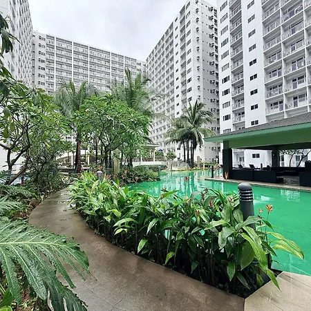 Cozy Staycation Near Mall Of Asia