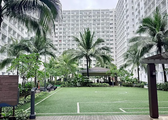 Cozy Staycation Near Mall Of Guest house *